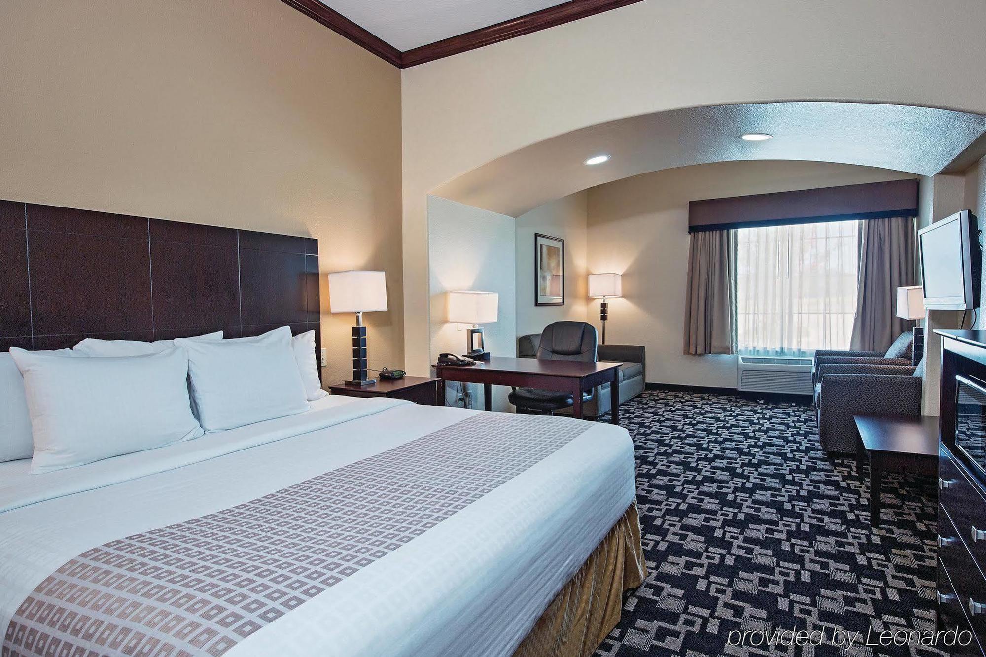 La Quinta Inn And Suites Joshua Buitenkant foto